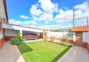 Foto 1 de Casa com 5 Quartos à venda, 250m² em Xaxim, Curitiba