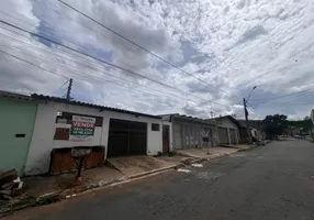 Foto 1 de Casa com 2 Quartos à venda, 200m² em Loteamento Areiao, Goiânia