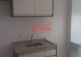 Foto 1 de Apartamento com 2 Quartos para alugar, 47m² em Vila Palmares, Santo André