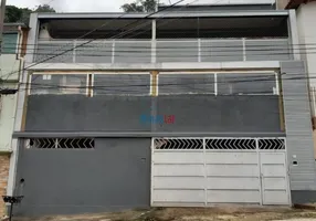 Foto 1 de Casa com 4 Quartos à venda, 263m² em Santa Efigênia, Belo Horizonte