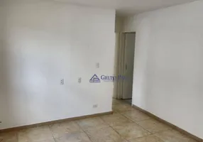 Foto 1 de Apartamento com 2 Quartos à venda, 49m² em Vila Carmosina, São Paulo