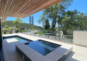 Foto 1 de Casa de Condomínio com 4 Quartos à venda, 432m² em Barra, Balneário Camboriú
