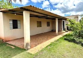 Foto 1 de Casa com 3 Quartos à venda, 300m² em Taguatinga, Brasília