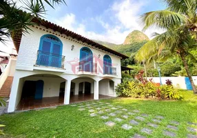 Foto 1 de Casa com 3 Quartos para alugar, 300m² em Itacoatiara, Niterói