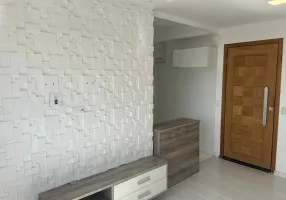 Foto 1 de Apartamento com 2 Quartos à venda, 44m² em Vila Curuçá, São Paulo