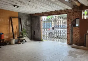 Foto 1 de Casa com 2 Quartos à venda, 123m² em Catiapoa, São Vicente