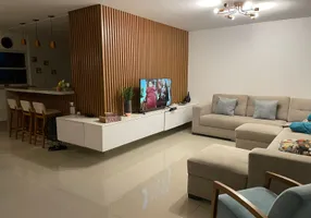 Foto 1 de Casa de Condomínio com 4 Quartos à venda, 206m² em Jardim Mariliza, Goiânia