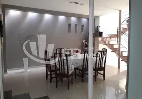 Foto 1 de Casa com 3 Quartos à venda, 224m² em Vila Haro, Sorocaba