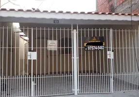 Foto 1 de Casa com 2 Quartos à venda, 80m² em Ayrosa, Osasco