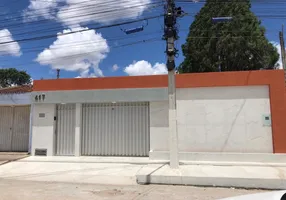 Foto 1 de Casa com 3 Quartos à venda, 168m² em Santa Esmeralda, Arapiraca