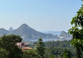 Foto 1 de Casa com 4 Quartos para venda ou aluguel, 570m² em Gávea, Rio de Janeiro