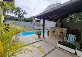 Foto 1 de Casa com 4 Quartos à venda, 290m² em Vila Lalau, Jaraguá do Sul