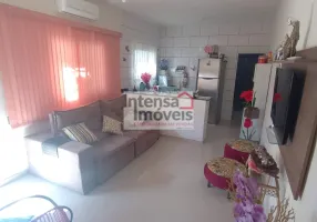 Foto 1 de Casa com 2 Quartos à venda, 85m² em Recanto Morro do Algodao, Caraguatatuba