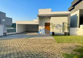 Foto 1 de Casa de Condomínio com 3 Quartos à venda, 220m² em Alphaville, Santana de Parnaíba