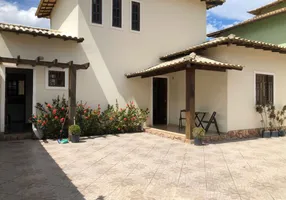 Foto 1 de Casa com 3 Quartos à venda, 200m² em Jardim Campomar, Rio das Ostras