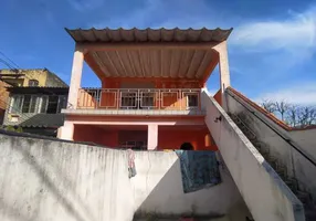 Foto 1 de Casa com 4 Quartos à venda, 168m² em Moqueta, Nova Iguaçu