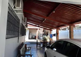 Foto 1 de Casa com 4 Quartos à venda, 298m² em Ponta Negra, Natal