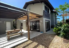 Foto 1 de Casa com 4 Quartos para alugar, 180m² em Praia Brava de Itajai, Itajaí