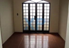 Foto 1 de Apartamento com 4 Quartos à venda, 110m² em Planalto, Divinópolis