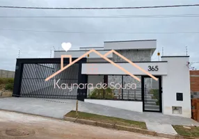 Foto 1 de Casa com 3 Quartos à venda, 180m² em Residencial Asturias, Pouso Alegre