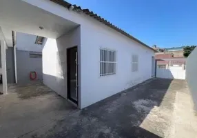 Foto 1 de Casa com 2 Quartos à venda, 70m² em Novo Horizonte, Serra