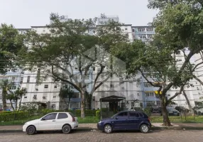 Foto 1 de Apartamento com 2 Quartos para alugar, 56m² em Humaitá, Porto Alegre