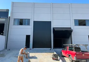 Foto 1 de Galpão/Depósito/Armazém para alugar, 300m² em Pachecos, Palhoça