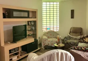 Foto 1 de Casa com 3 Quartos à venda, 180m² em Petrópolis, Natal