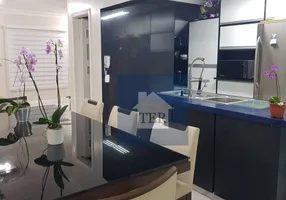 Foto 1 de Casa de Condomínio com 4 Quartos para venda ou aluguel, 210m² em Jardim Peri, São Paulo