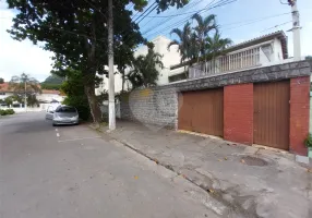 Foto 1 de Casa com 4 Quartos à venda, 360m² em São Francisco, Niterói