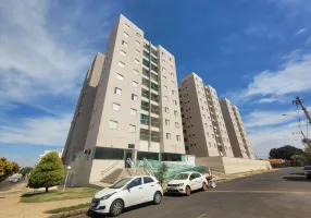 Foto 1 de Apartamento com 2 Quartos para alugar, 70m² em Presidente Roosevelt, Uberlândia