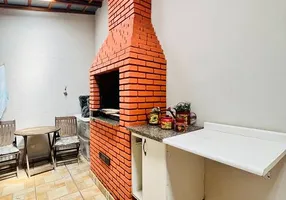 Foto 1 de Casa com 3 Quartos à venda, 60m² em Castelo Branco, Salvador