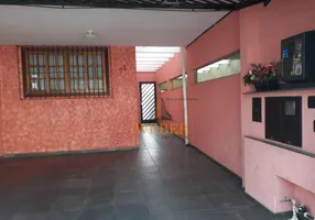 Foto 1 de Sobrado com 3 Quartos à venda, 128m² em Jardim Santa Rosa, Taboão da Serra