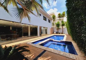 Foto 1 de Casa de Condomínio com 4 Quartos à venda, 300m² em Carvoeira, Florianópolis