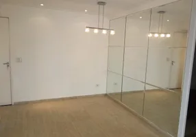 Foto 1 de Apartamento com 2 Quartos para alugar, 47m² em Bom Retiro, São Paulo