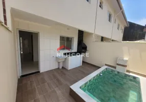 Foto 1 de Casa de Condomínio com 2 Quartos à venda, 101m² em Agenor de Campos, Mongaguá