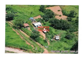 Foto 1 de Fazenda/Sítio com 1 Quarto à venda, 10000m² em , Onça de Pitangui