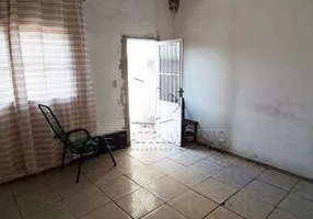 Foto 1 de Casa com 2 Quartos à venda, 55m² em Lopes de Oliveira, Sorocaba