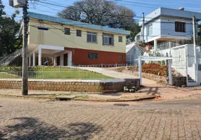 Foto 1 de Casa com 3 Quartos à venda, 240m² em Santa Tereza, Porto Alegre