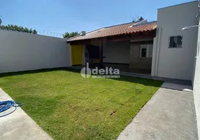 Foto 1 de Casa com 4 Quartos à venda, 150m² em Jardim Canaã, Uberlândia