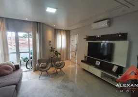 Foto 1 de Casa com 4 Quartos para venda ou aluguel, 338m² em Vila Tatetuba, São José dos Campos