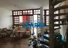 Foto 1 de Sobrado com 3 Quartos à venda, 126m² em Alto de Pinheiros, São Paulo