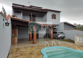 Foto 1 de Casa com 3 Quartos à venda, 305m² em Jardim Jóia, Arujá