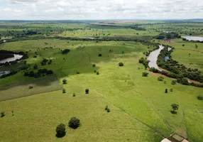 Foto 1 de Fazenda/Sítio com 2 Quartos à venda, 500m² em Zona Rural, Itarumã