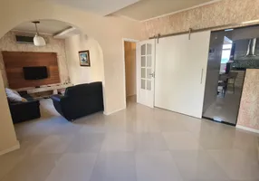 Foto 1 de Apartamento com 2 Quartos à venda, 76m² em Balneario Das Dunas, Cabo Frio