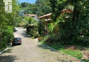 Foto 1 de Lote/Terreno à venda, 600m² em Serra Grande, Niterói