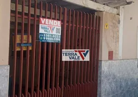 Foto 1 de Casa com 2 Quartos à venda, 104m² em Centro, Piquete