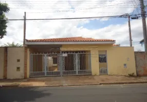 Foto 1 de Casa com 2 Quartos à venda, 172m² em Jardim Ipanema, São Carlos