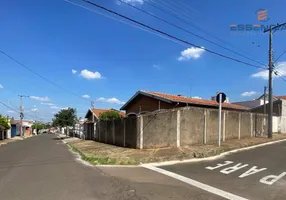 Foto 1 de Casa com 4 Quartos à venda, 389m² em Vila Carmelo, Botucatu