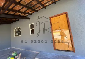 Foto 1 de Casa com 2 Quartos à venda, 100m² em Vale das Acacias, Brasília